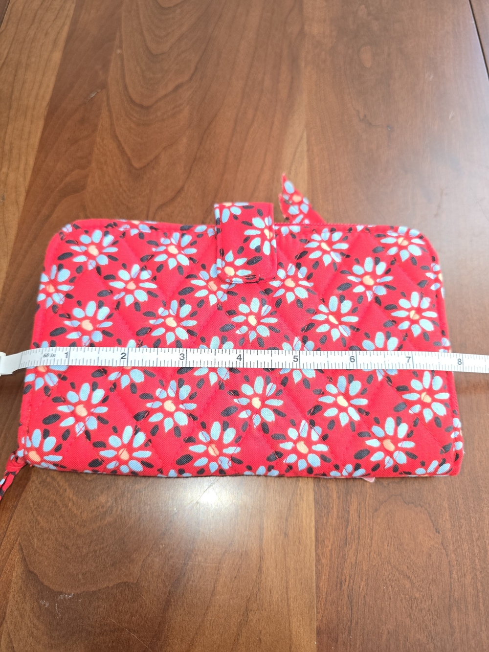 Vera Bradley Red Floral Essential Tab Wallet with Blue Accents, Brand New! - Picture 7 of 7